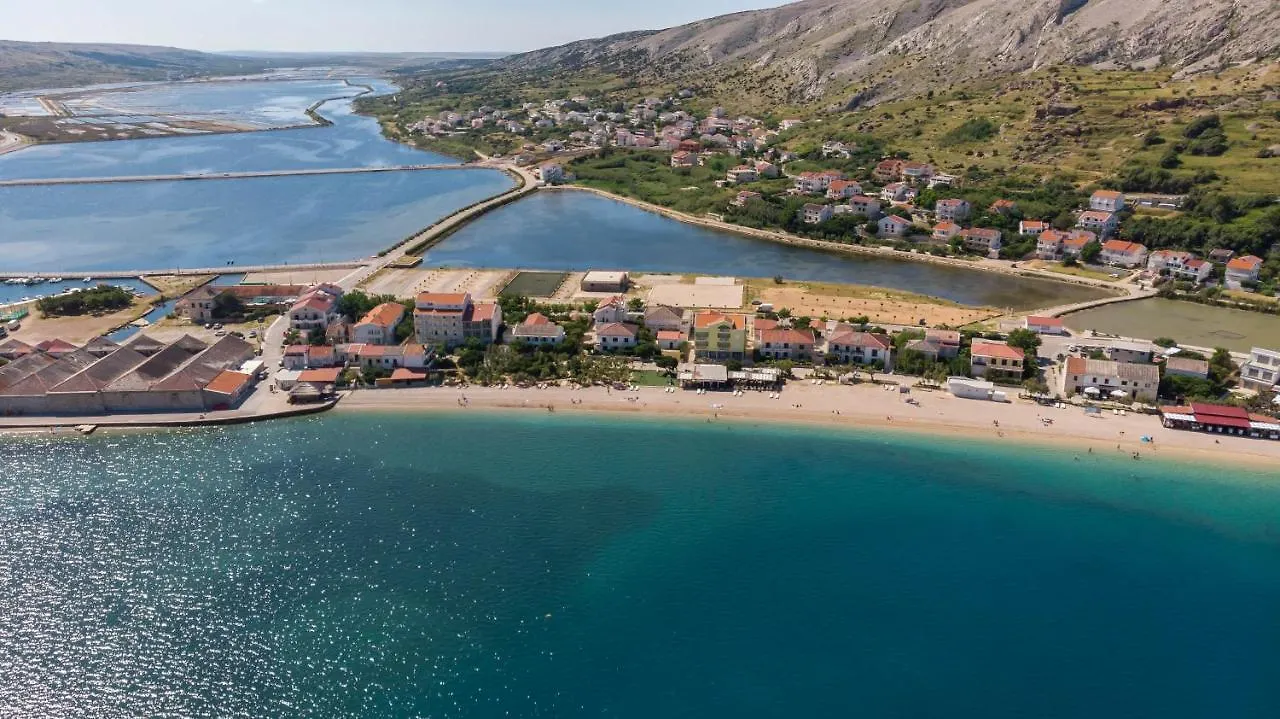 Apartments Salis Pag Town 0*,  Chorvatsko