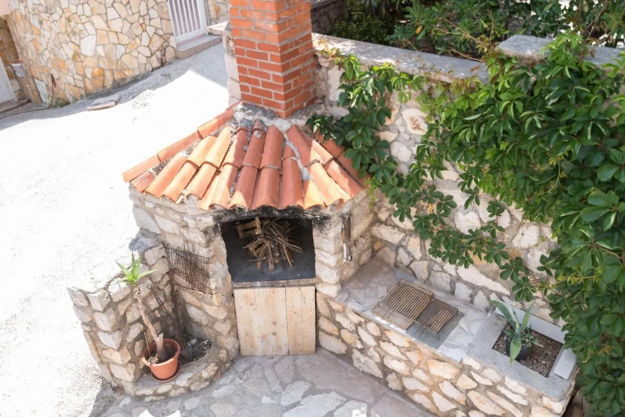 Apartments Salis Pag Town