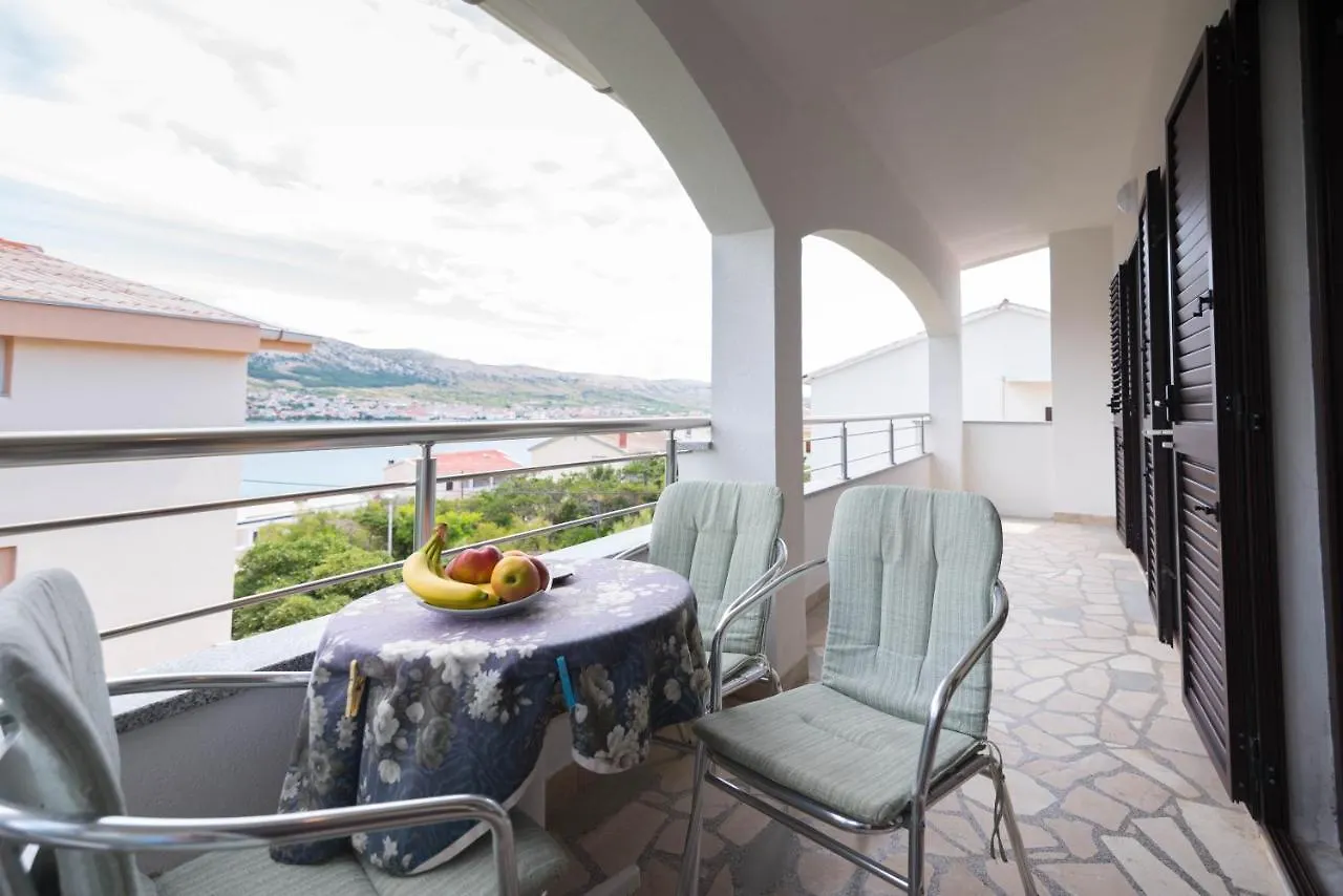 Apartments Salis Pag Town