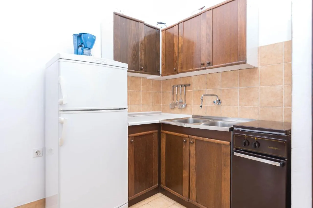 Apartments Salis Pag Town